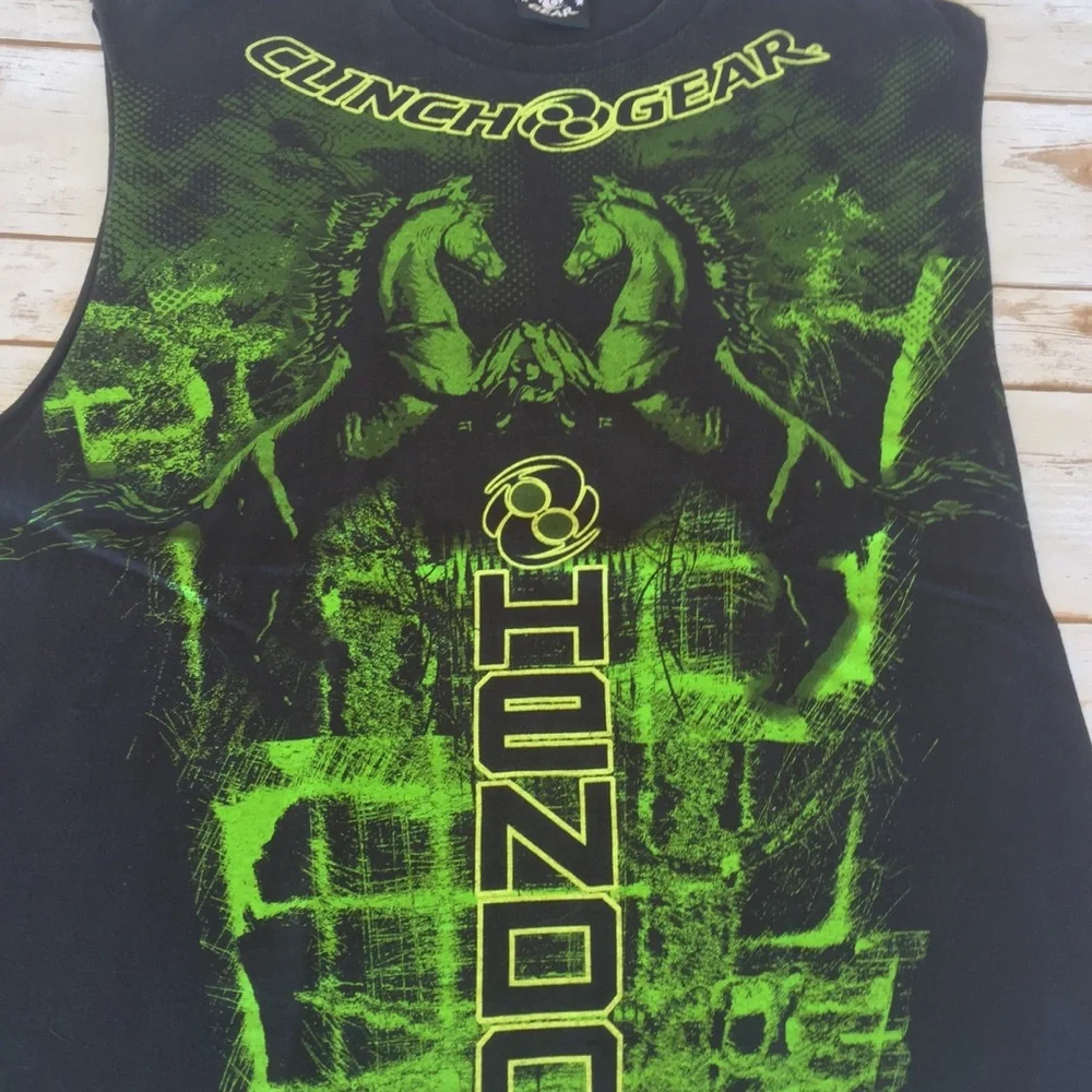 Clinch Gear “Hendo” T-Shirt - Picture 3 of 4